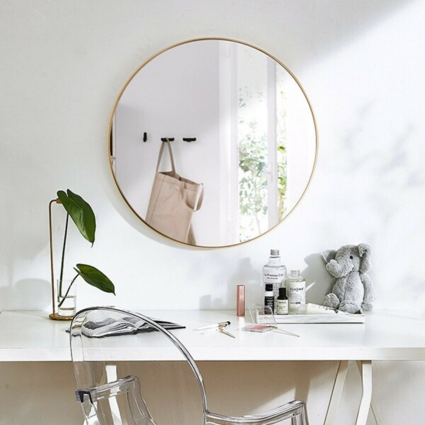 27.5" Modern Metal Wall-Mounted Rounded Mirror Perfect for Any Room
