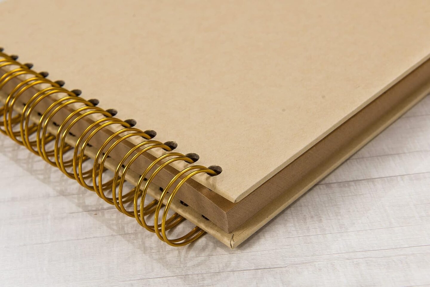 Large DIY Scrapbook Photo Album 80 Pages Thick Kraft Paper Scrap Book Albums for Wedding Anniversary Family and Baby (Brown)