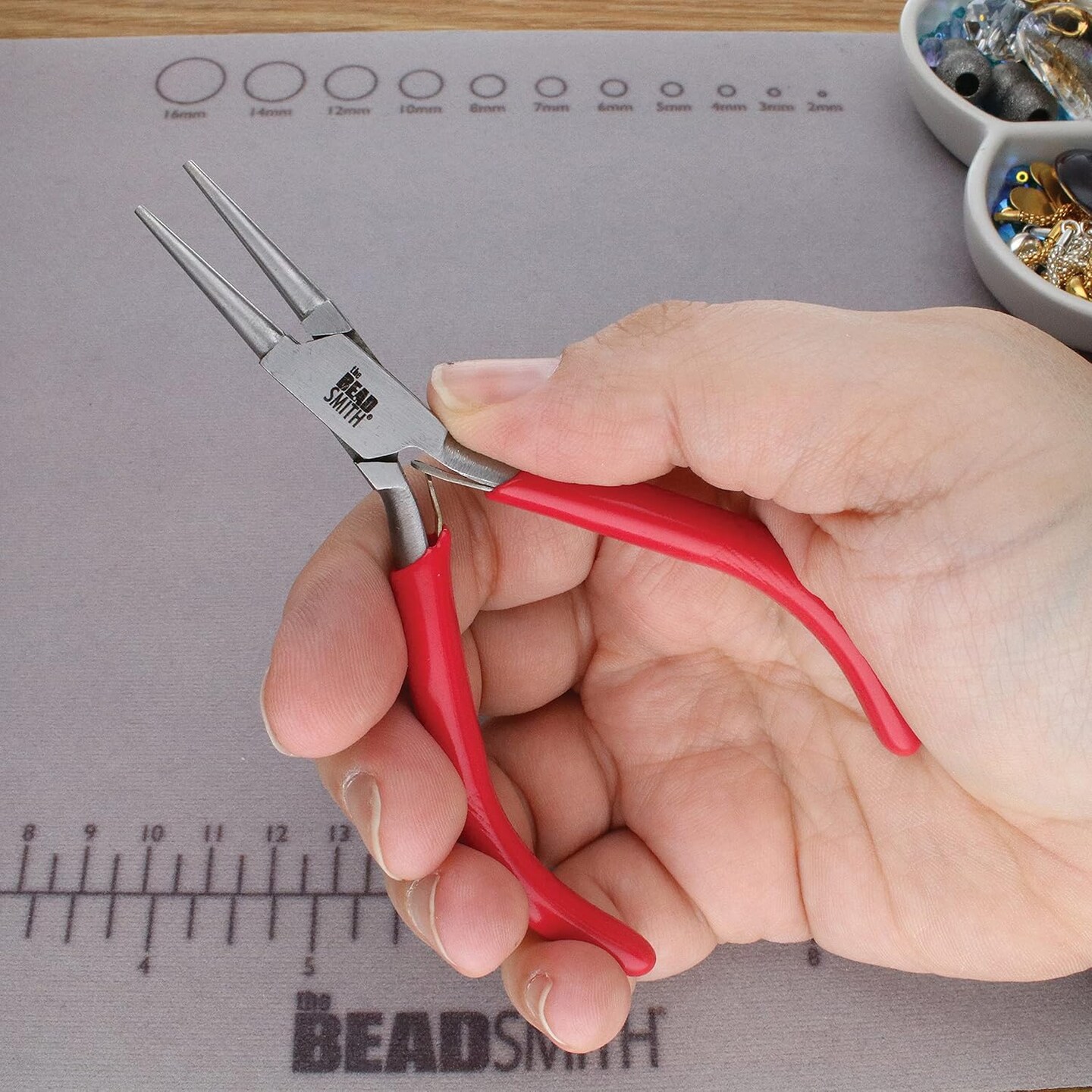 The Beadsmith I Beads Pliers Round Nose, Chain Nose, Bent Chain Nose and Tungsten Carbide Side Cutter – Heart-Shaped Carrying Case Included – Tools for Jewelry Making