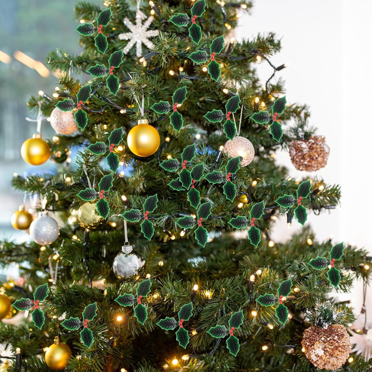 48 Pcs Lacquered Holly Picks (Green)