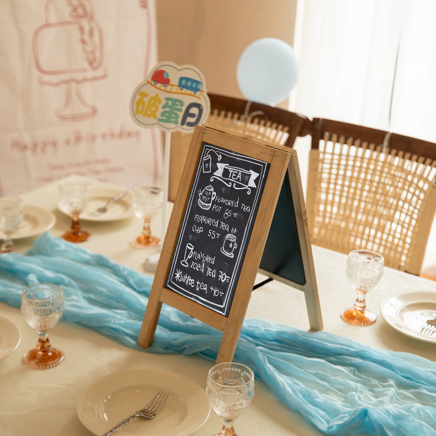 Vintiquewise Wooden A-Frame Chalkboard Sign Double-Sided Menu Board Easel for Restaurant Cafe Bar Coffee Shop Bakery Wedding Party Home Business Kitchen Countertop & Tabletop Display