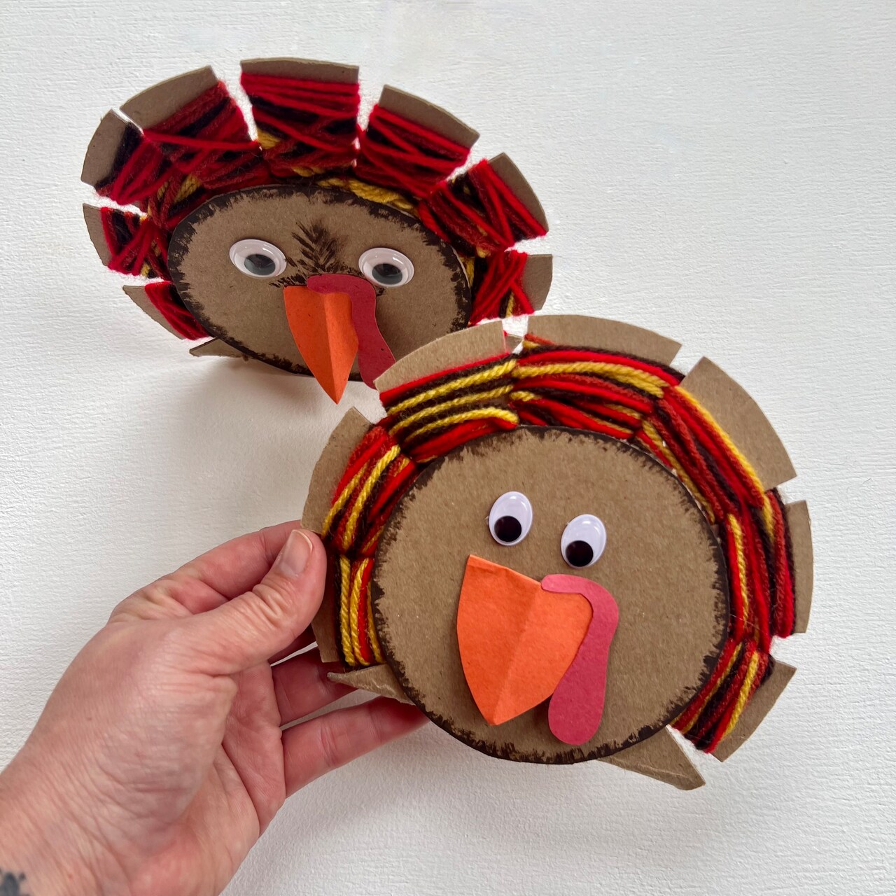 Kids Club: Yarn Wrapped Turkeys