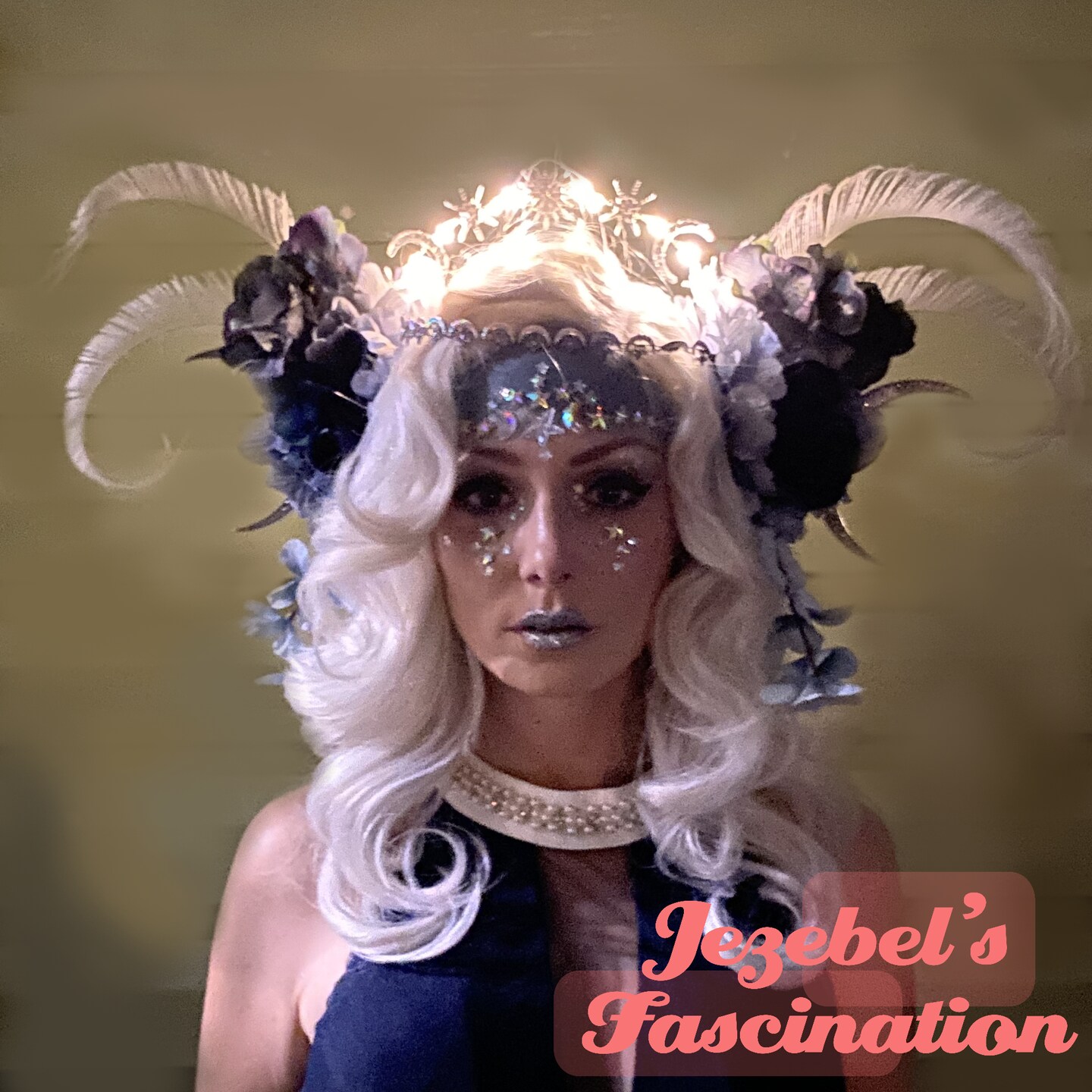Night Goddess Crescent Moon Headdress, Celestial Navy Halo  display picture 1