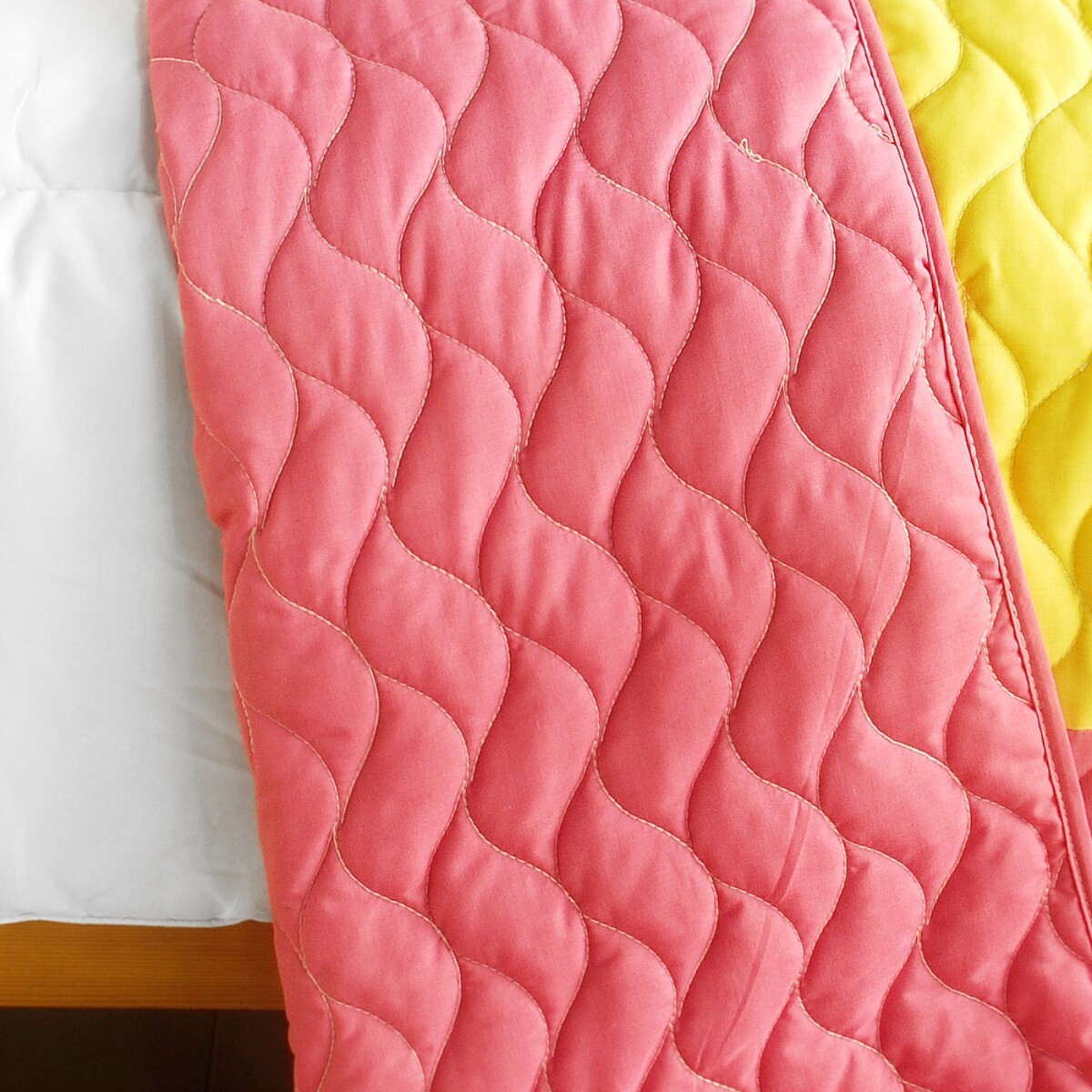 Soft Love Handmade Quilt Set with 2 Shams, Re-Washed Pink 3-Piece