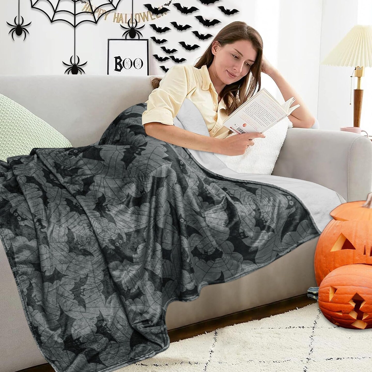 Halloween Bat Blanket, Halloween Flannel Throw Blankets, Halloween Blankets and Throws, Spooky Blanket, Grey, 50 X 60 Inches