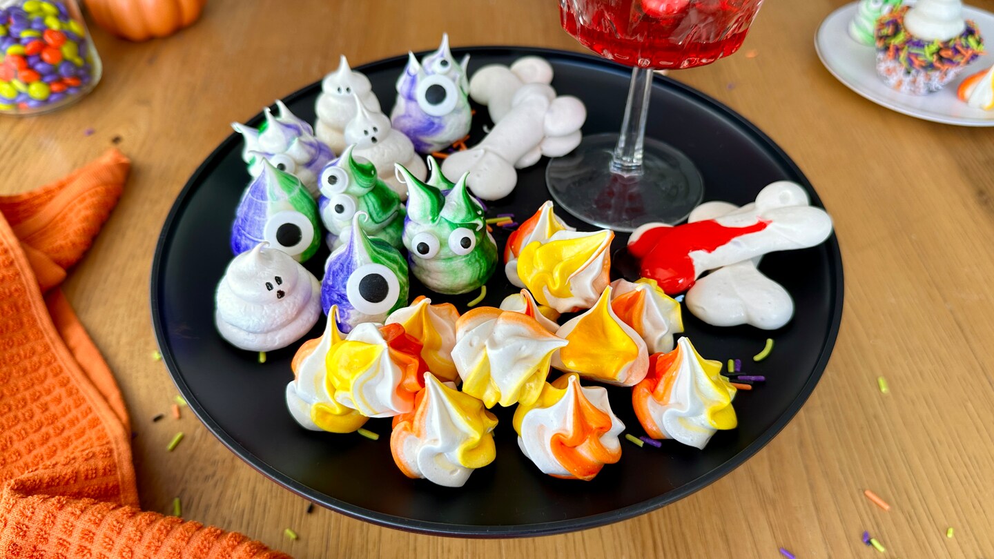 Hauntingly Sweet Halloween Meringues | Classes | Michaels