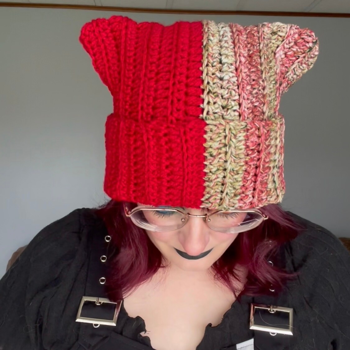 Handmade Crochet Split Color Cat Ear Beanie New Crochet Split 2 Colour Cat Ear Animal Ear Beanie Winter Hat  main image 4