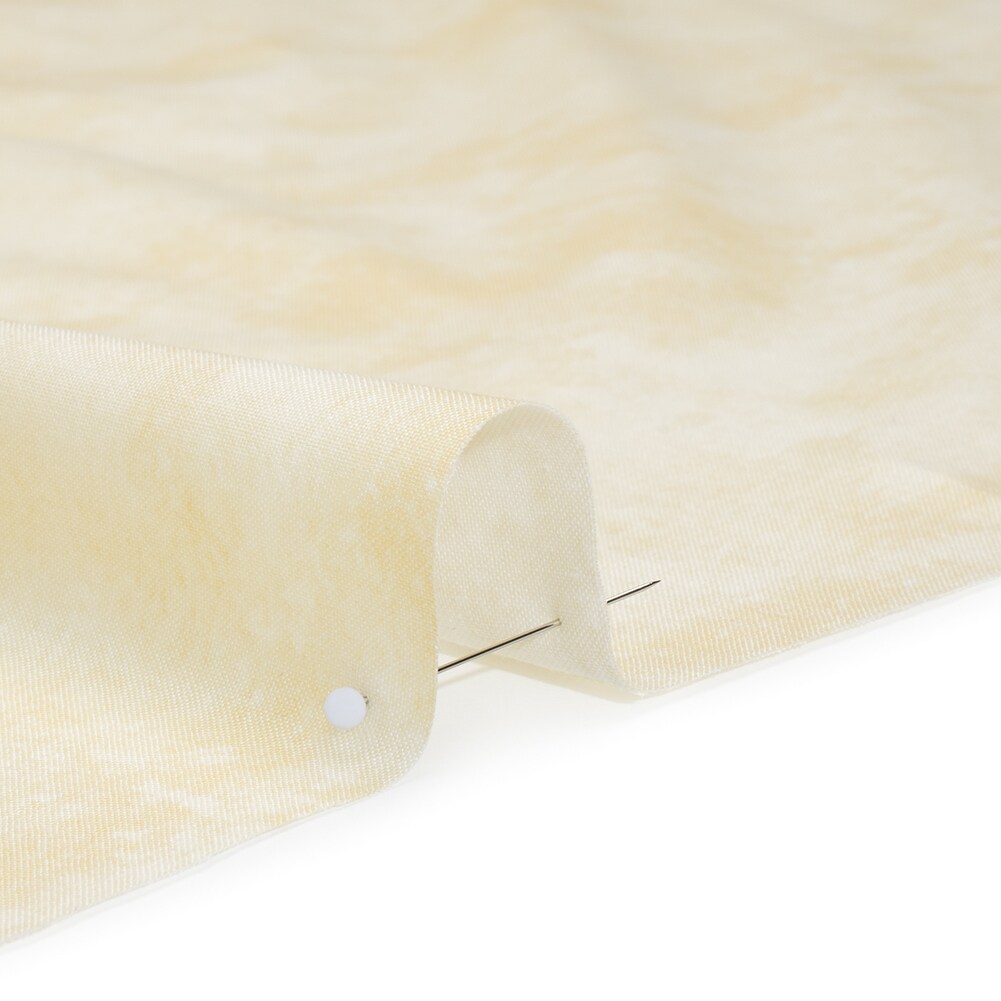 1 Yard Ivory Quilting Cotton Lightweight Abstract Fresco 44 Inch Wide