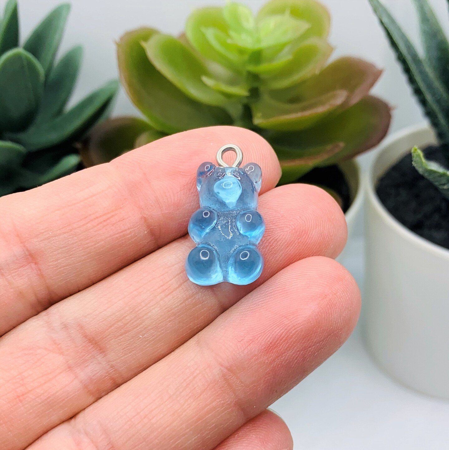 4, 20 or 50 Pieces: Blue Gummy Bear Resin 3D Charms with eye screw