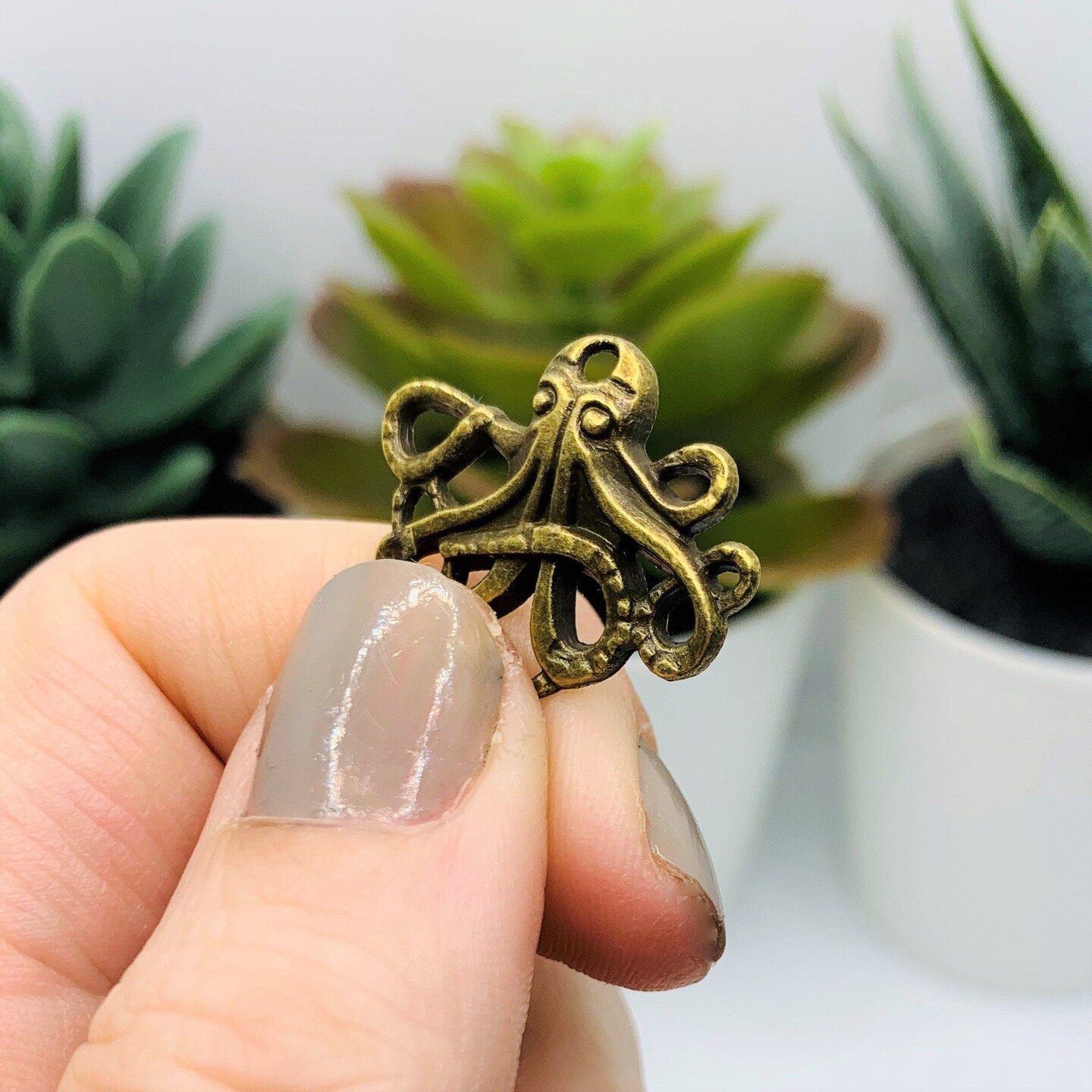 4, 20 or 50 Pieces: Bronze Octopus Cthulhu Charms