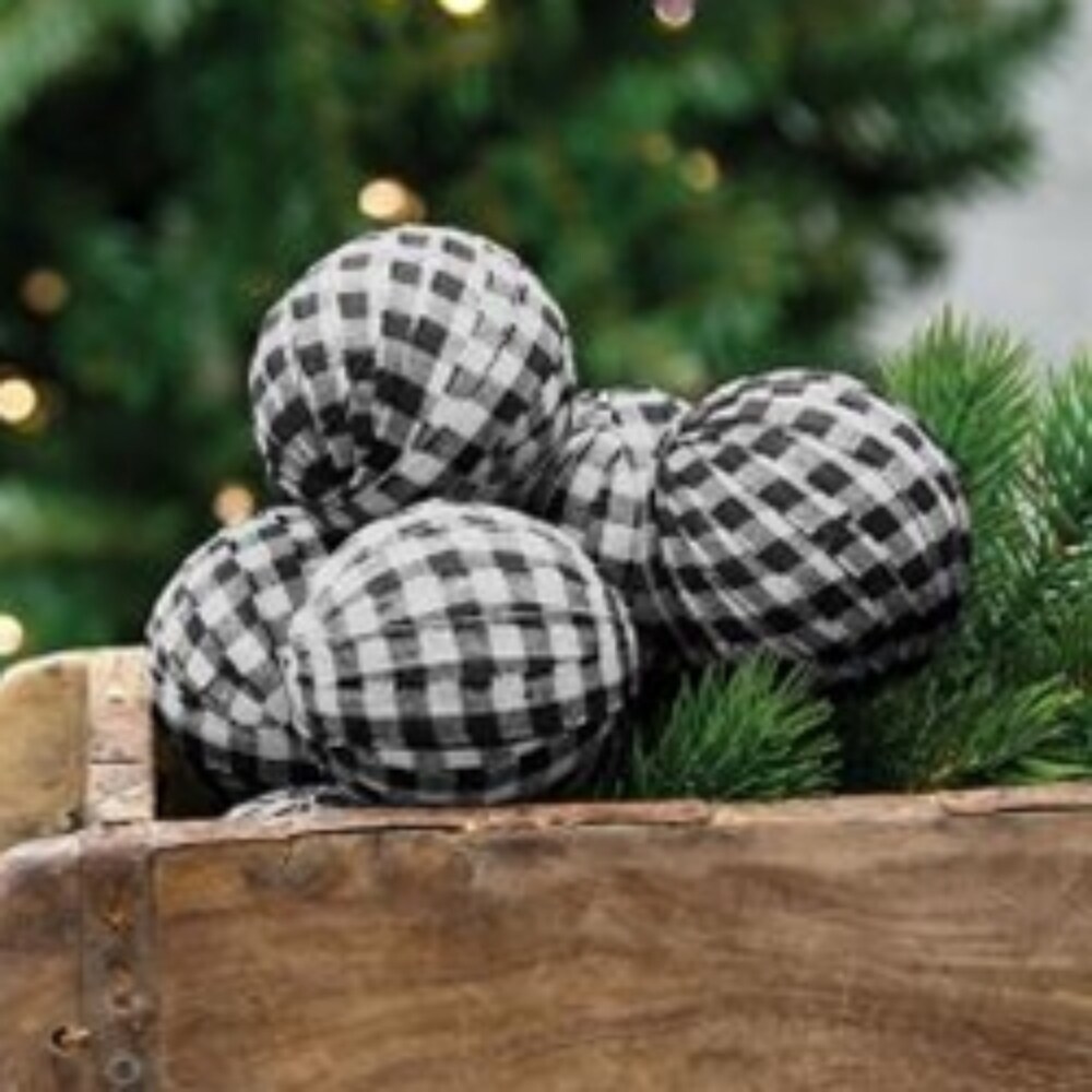 6-set Buffalo Check Fabric Rag Balls