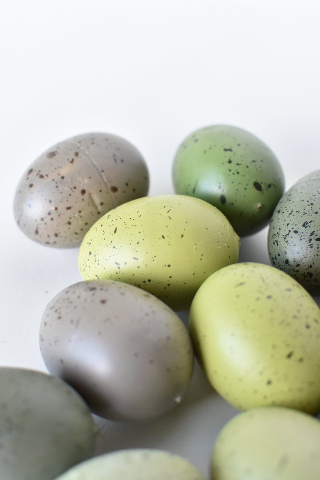 2&#x22; Faux Shades of Green Speckled Eggs