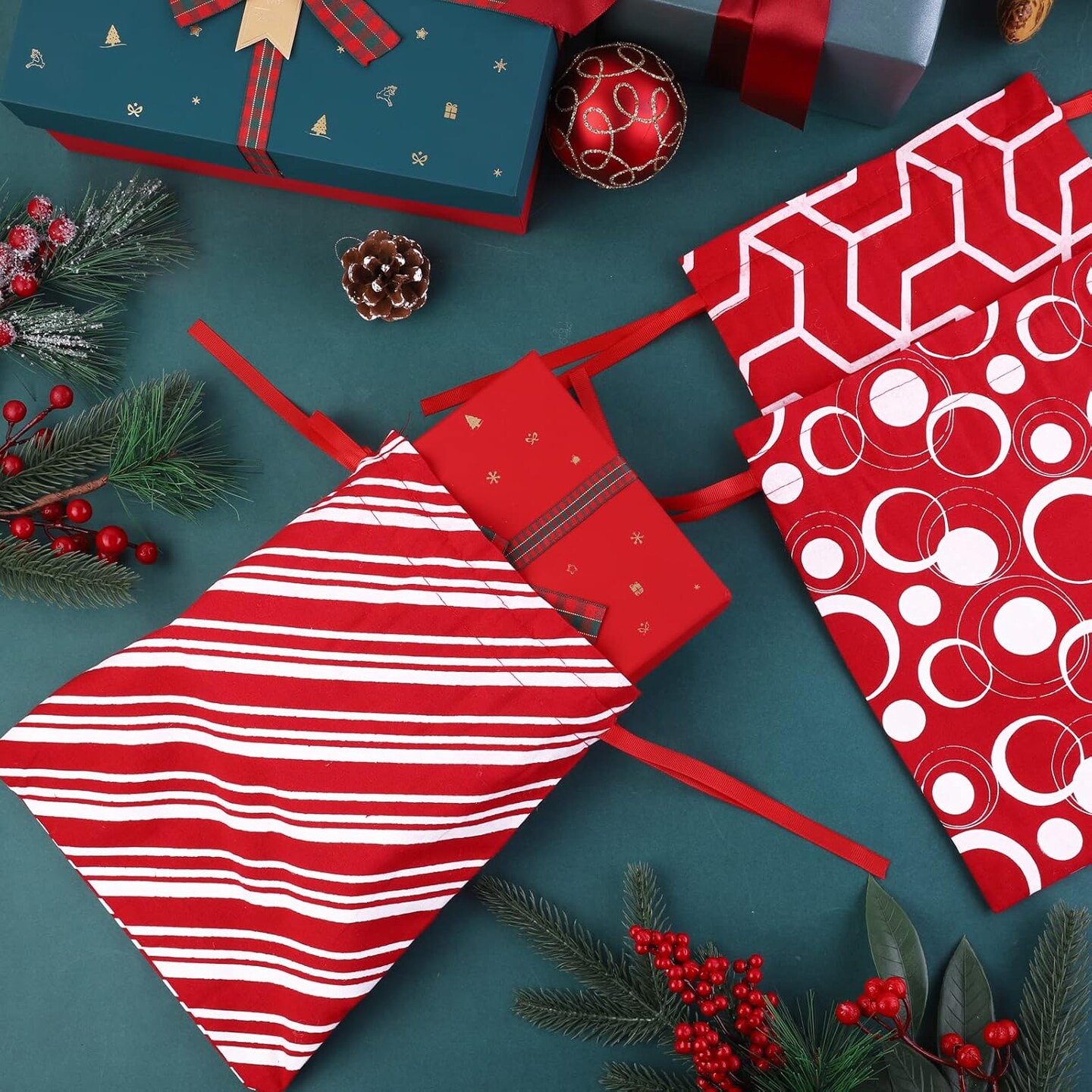12 Pieces Christmas Drawstring Gift Bags Red and White Cotton Fabric Christmas Gift Bags with Drawstring 12 x 10 Inch Christmas Party Favor Bags for Christmas Party Supplies, 6 Designs