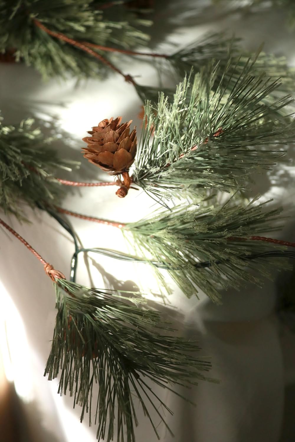 6.6FT Rustic Christmas Garland with Light, Pre-lit Outdoor Garland with Pine Needles Pine Cones for Fireplace Door Porch Mantel Centerpiece Xmas Decoration, Green (Dense Pine Needle)