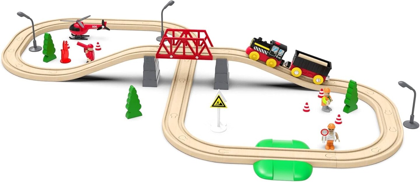 Battery Operated Locomotive Train, Magnetic Train Toy for Wooden Tracks, Motorized Train Compatible with Thomas, Brio, Chuggington, Melissa & Doug