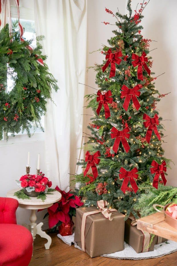 6PCS Red Christmas Velvet Bows, 9" x 12" Christmas Wreath Bow with Golden Edged, Christmas Tree Decor Indoor Outdoor Xmas Decoration for Home Party Tree (6)