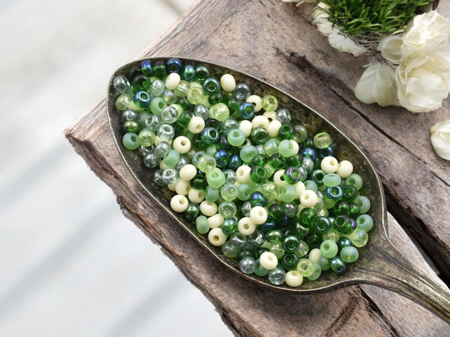 50g 6/0 Green Mix Seed Beads