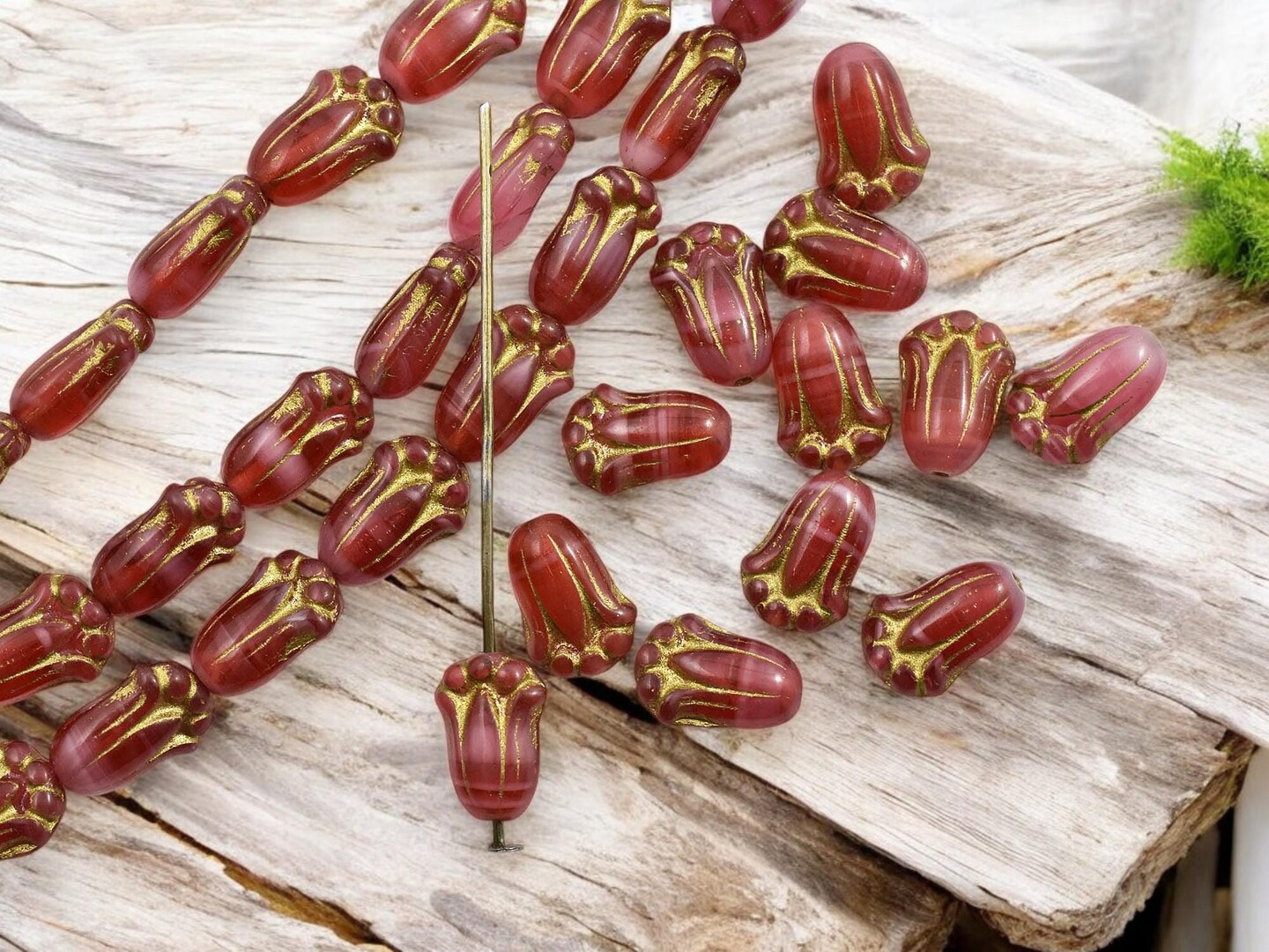 *12* 12x8mm Bronze Washed Blended Cranberry Tulip Beads