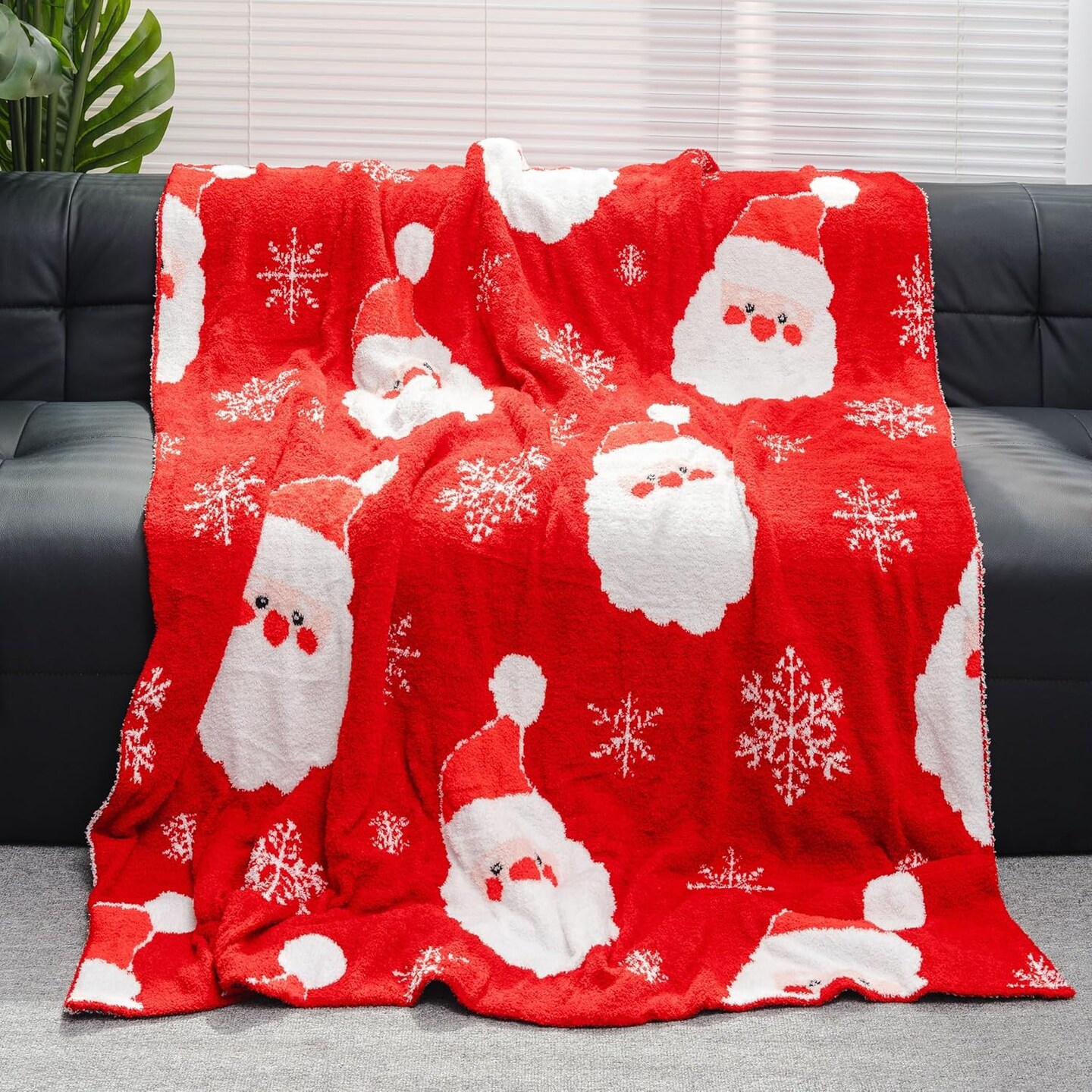 Red Santa Claus Christmas Throw Blanket, Soft Warm Cozy Reversible Fuzzy Fleece Holiday Blanket Gift for Kids Girls Adults Blankets for Sofa Bed Living Room Couch Decor Bedding Throw, 51x63 inches