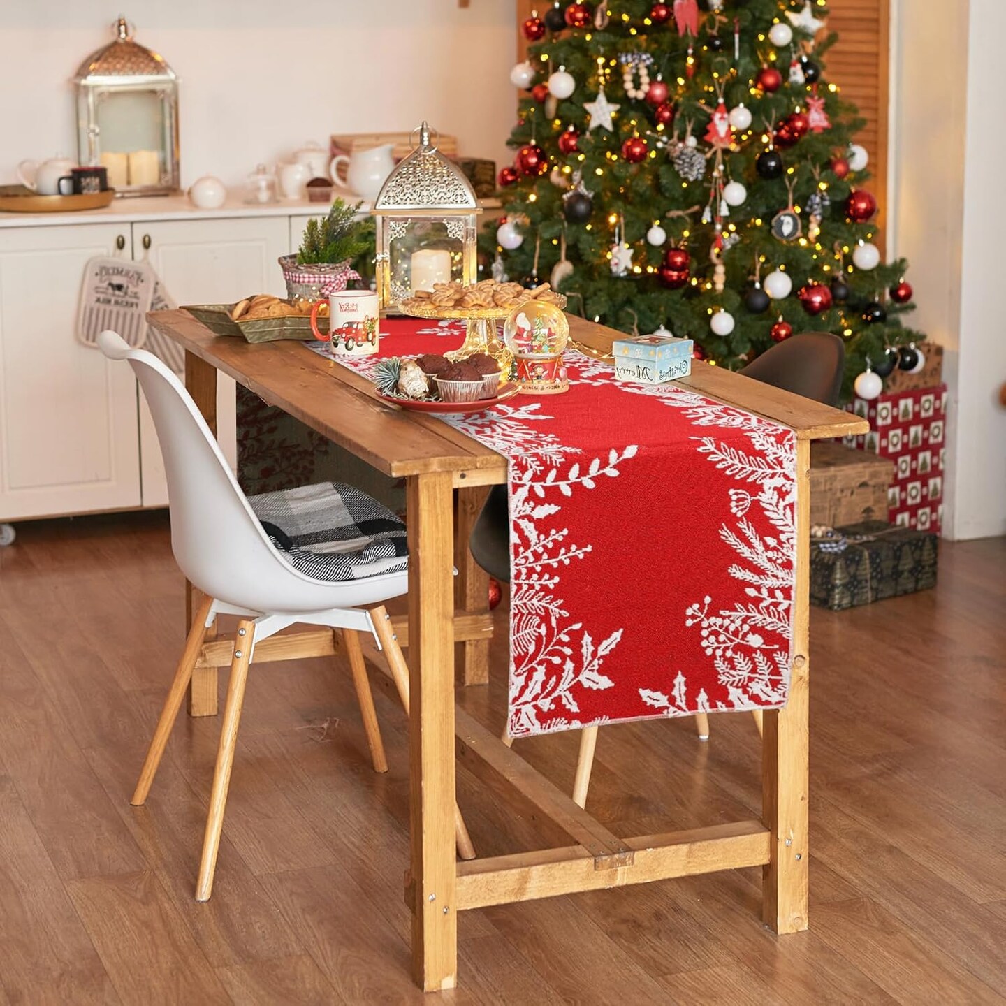 Christmas Table Runner Red Table Runner, Linen Holiday Table Runners 72 Inches Long, Holly Leaf Christmas Runner for Table Dining Kitchen Party Christmas Decorations Indoor Home Decor