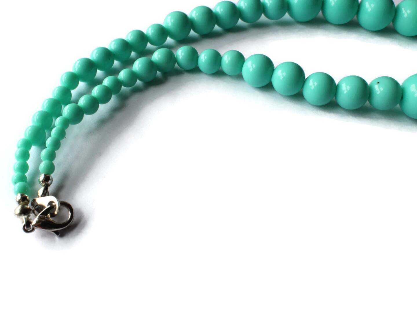 16 Inch Vintage Turquoise Blue Graduated Bead Necklace