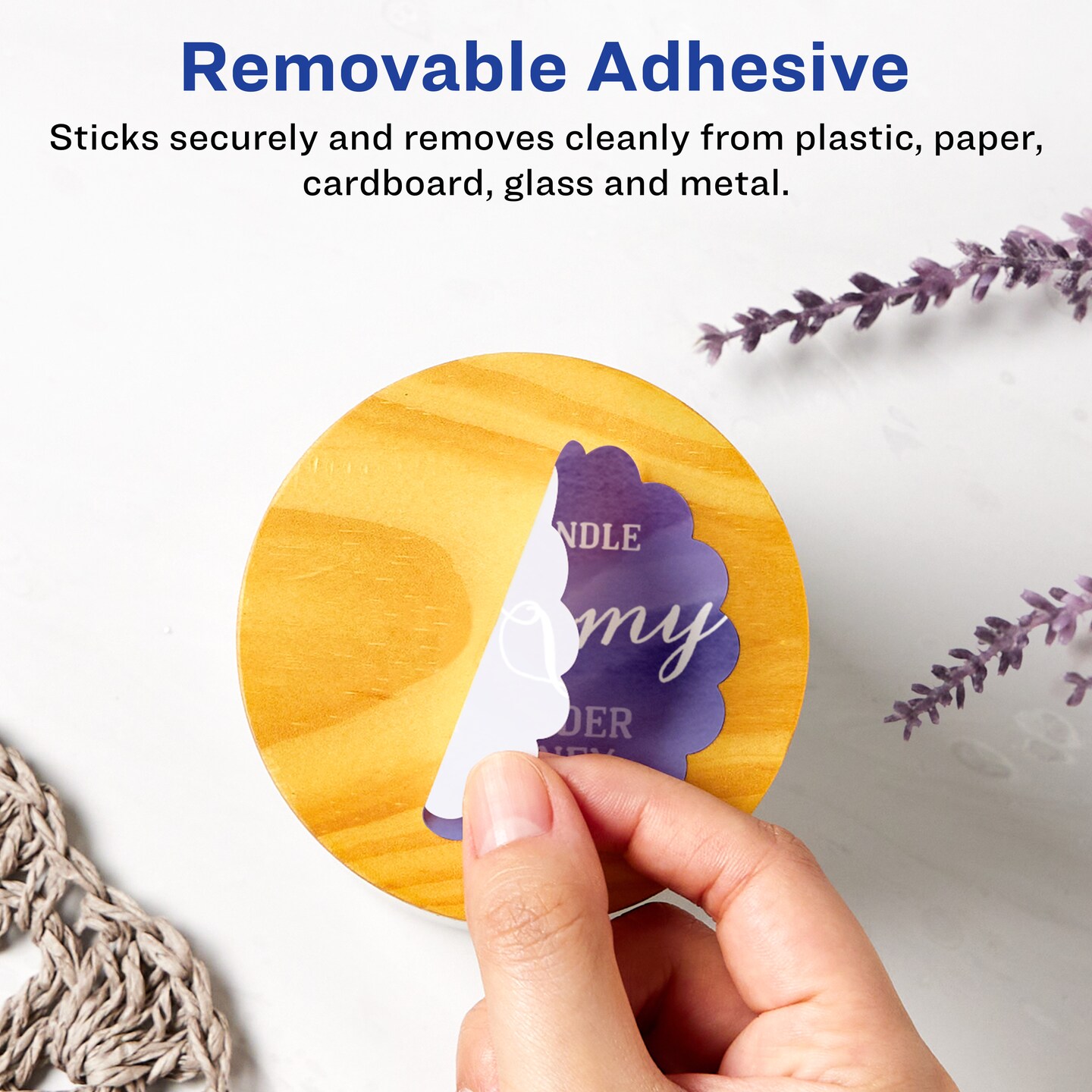 Avery Matte White Removable Round Scalloped Labels with Sure Feed Technology, Print-to-the-Edge, 2.5&#x22; diameter
