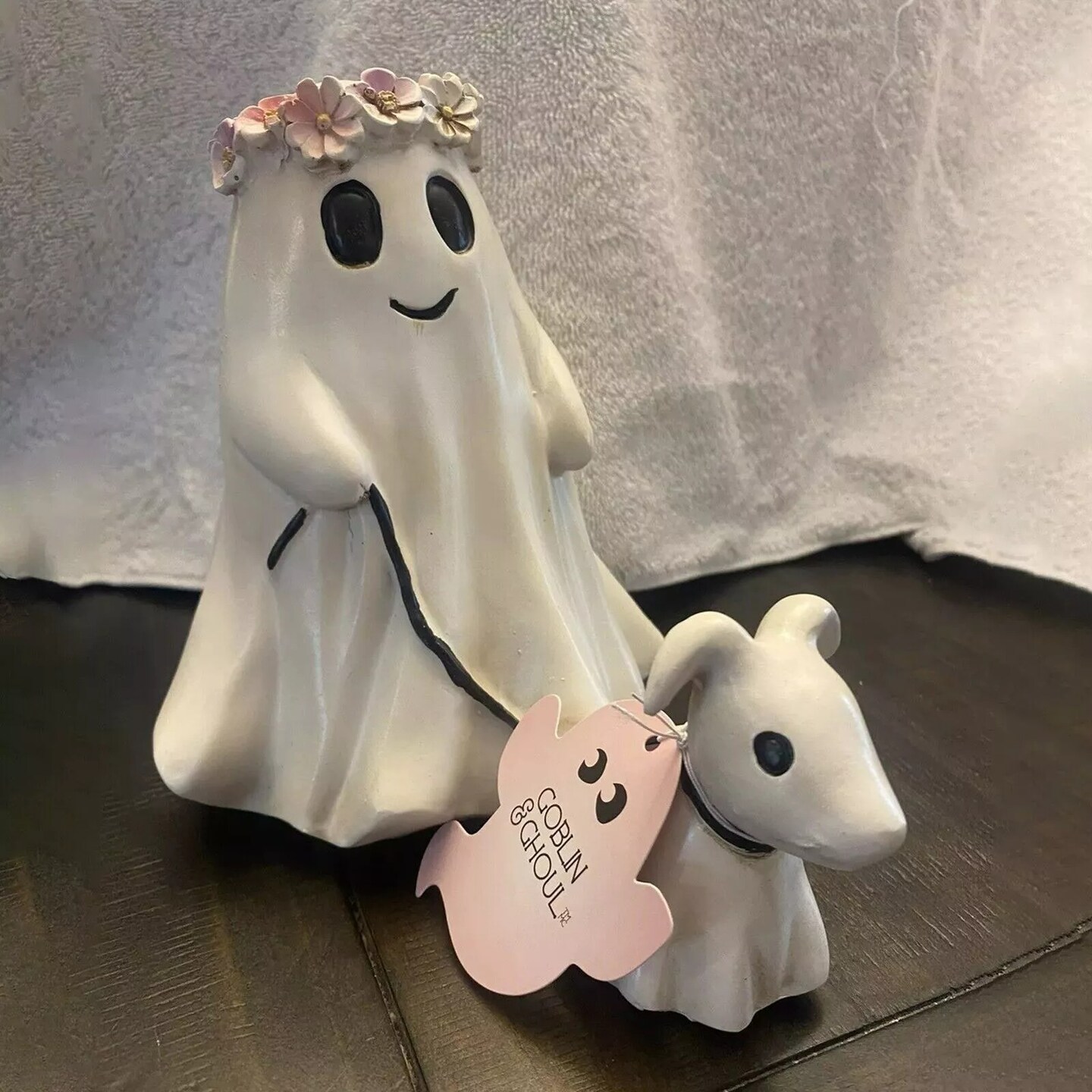 Goblin Ghoul Ghost Walking Dog,Spooky Ghost Dog Halloween Figurine 15 cm  Girl | Michaels