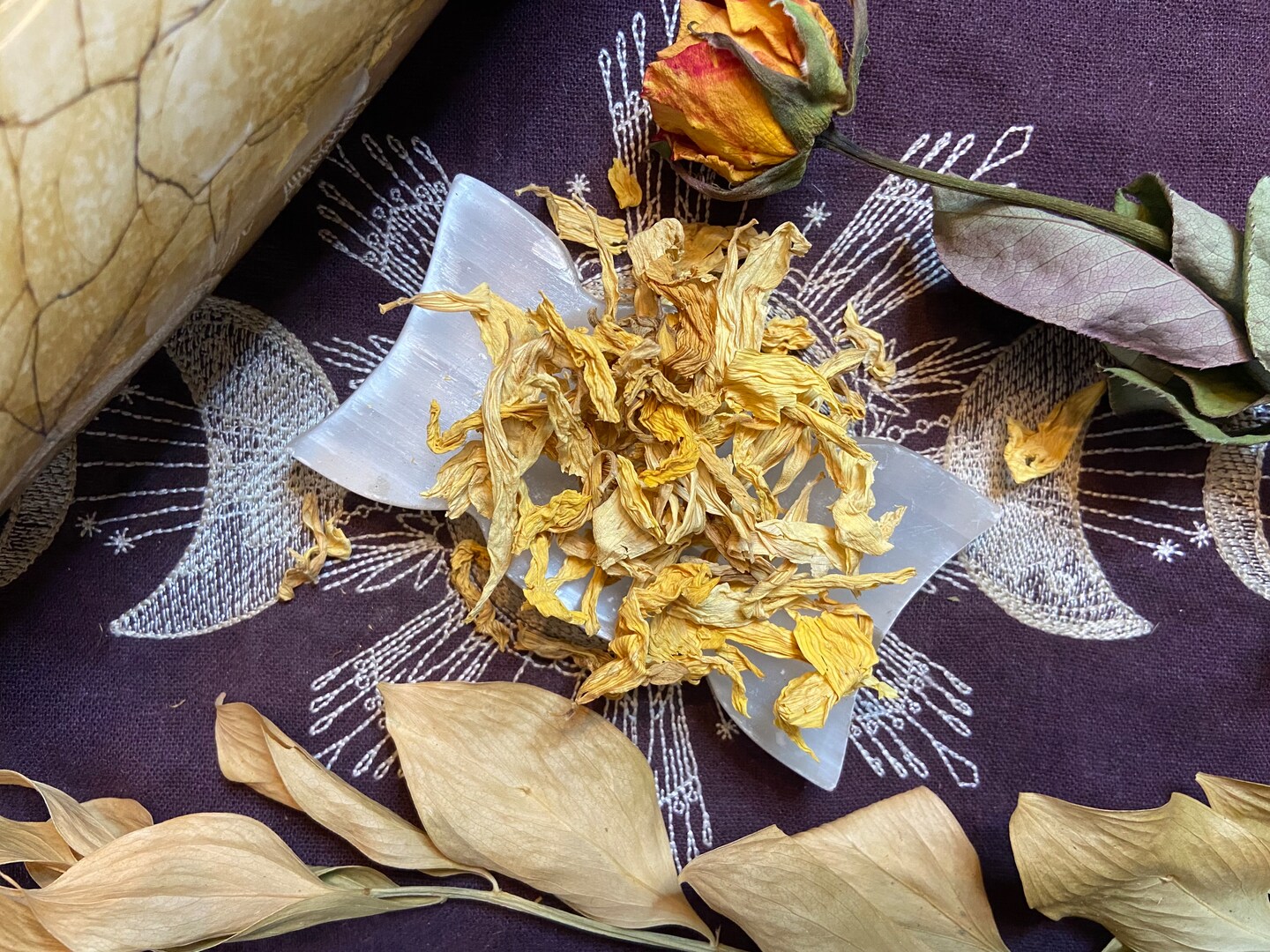 Sunflower Petals, Happiness, Fertility, Clarity, Success, Self-Confidence, All Natural, Dried Petals product 2