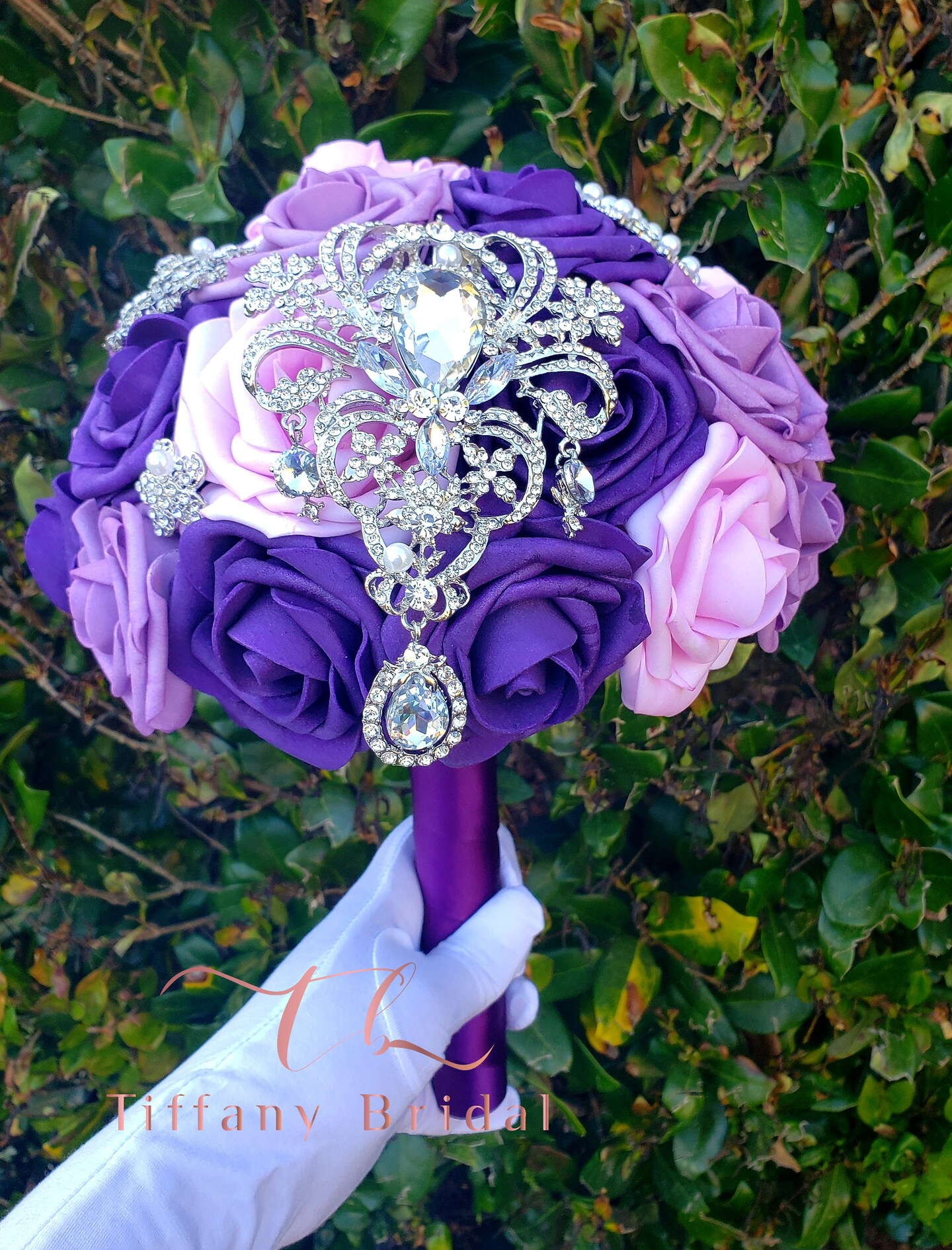 Purple brooch bouquet discount