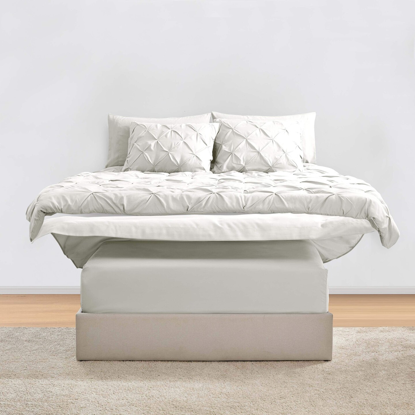 Nestl Pinch Pleat Bed in a Bag