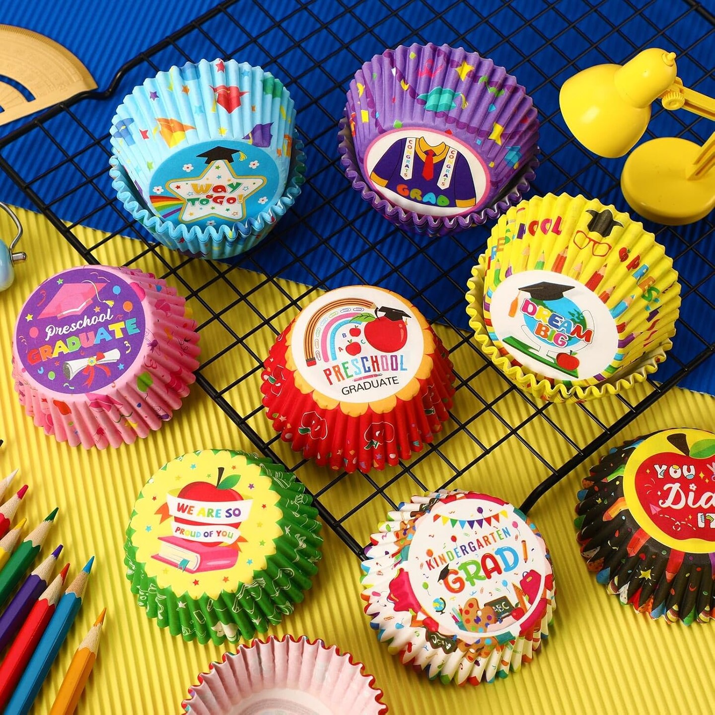 SANNIX 450 pieces Kindergarten Grad Baking Cups, Preschool Grad Cupcake Liners Cupcake Liners Wraps made of paper Muffin Liner Party Supplies for Kindergarten Decorations for a Preschool Graduation