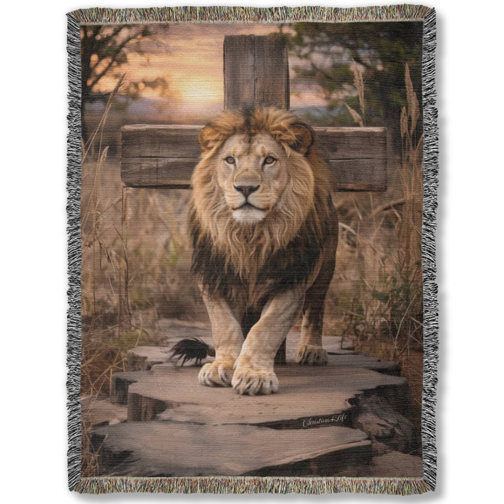 Lion and Cross Christian4Life 3D Graphic Christian Journal | MakerPlace by  Michaels, image size:1080x1080