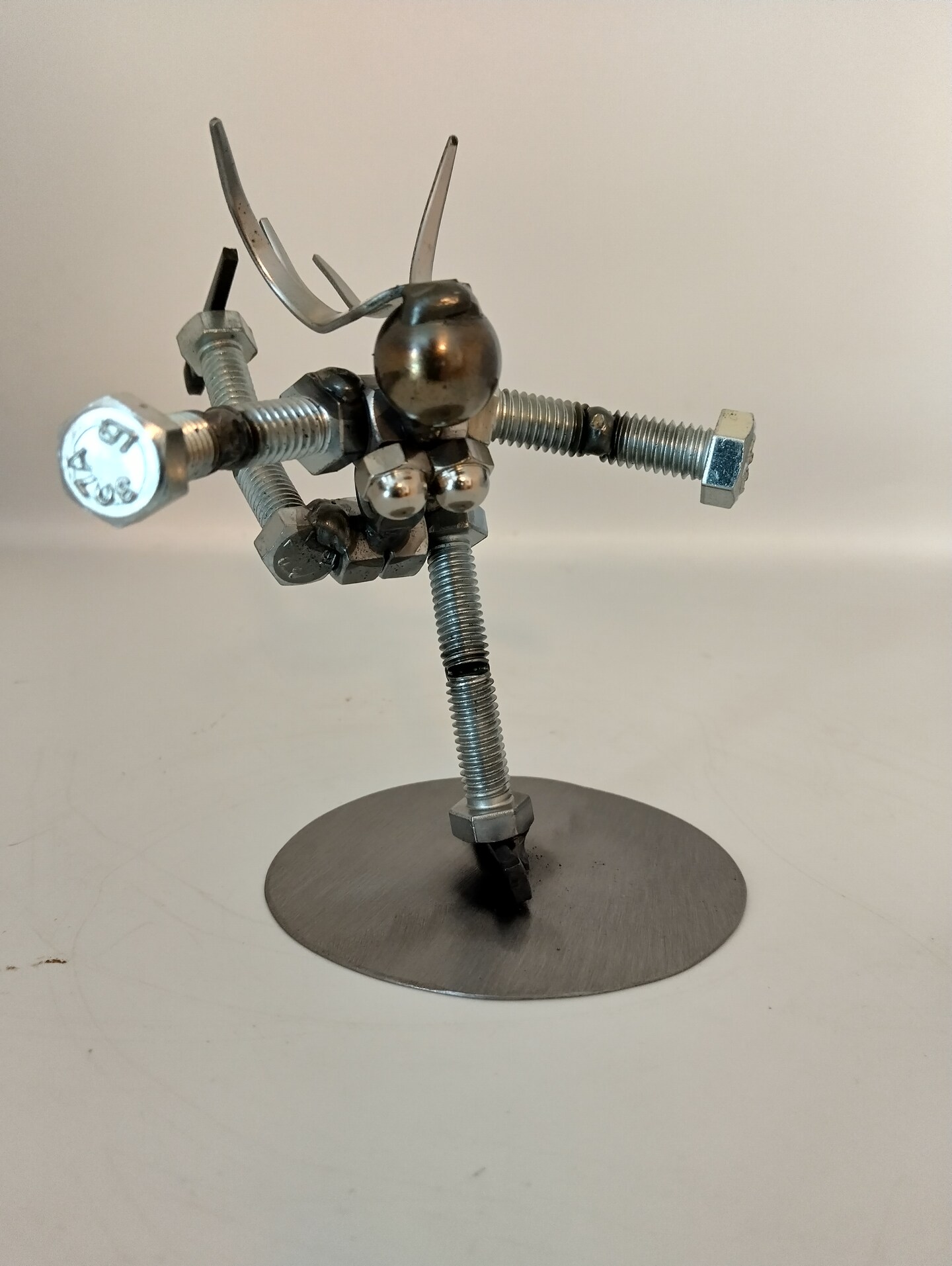 値引きする Female Figure Skater, Miniature Metal Bolt Figurine, Up 絵画
