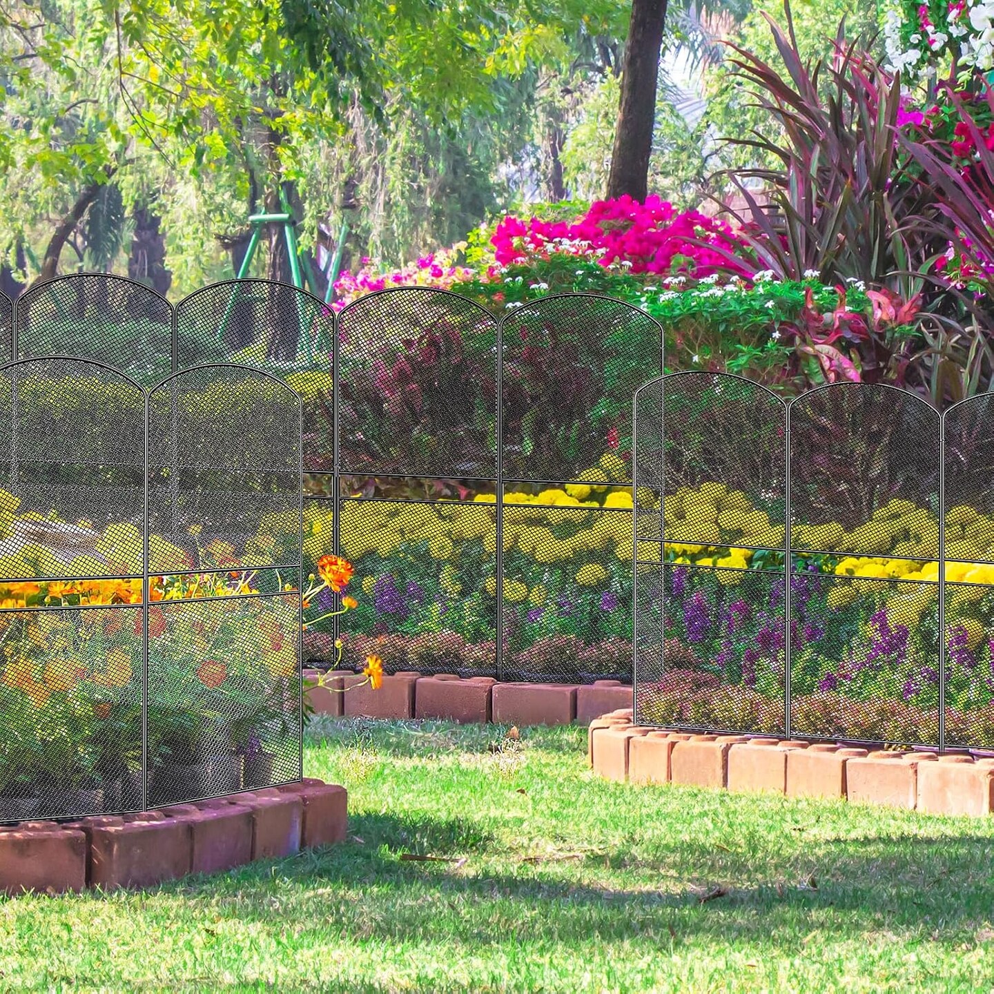 38.5in/98cm H x 10ft/3m L Expandable Metal Mesh Garden Fence (10-Pack) - Rustproof Arched Decorative Panels for Yard, Patio, Flower Beds &#x26; Small Animal Barrier