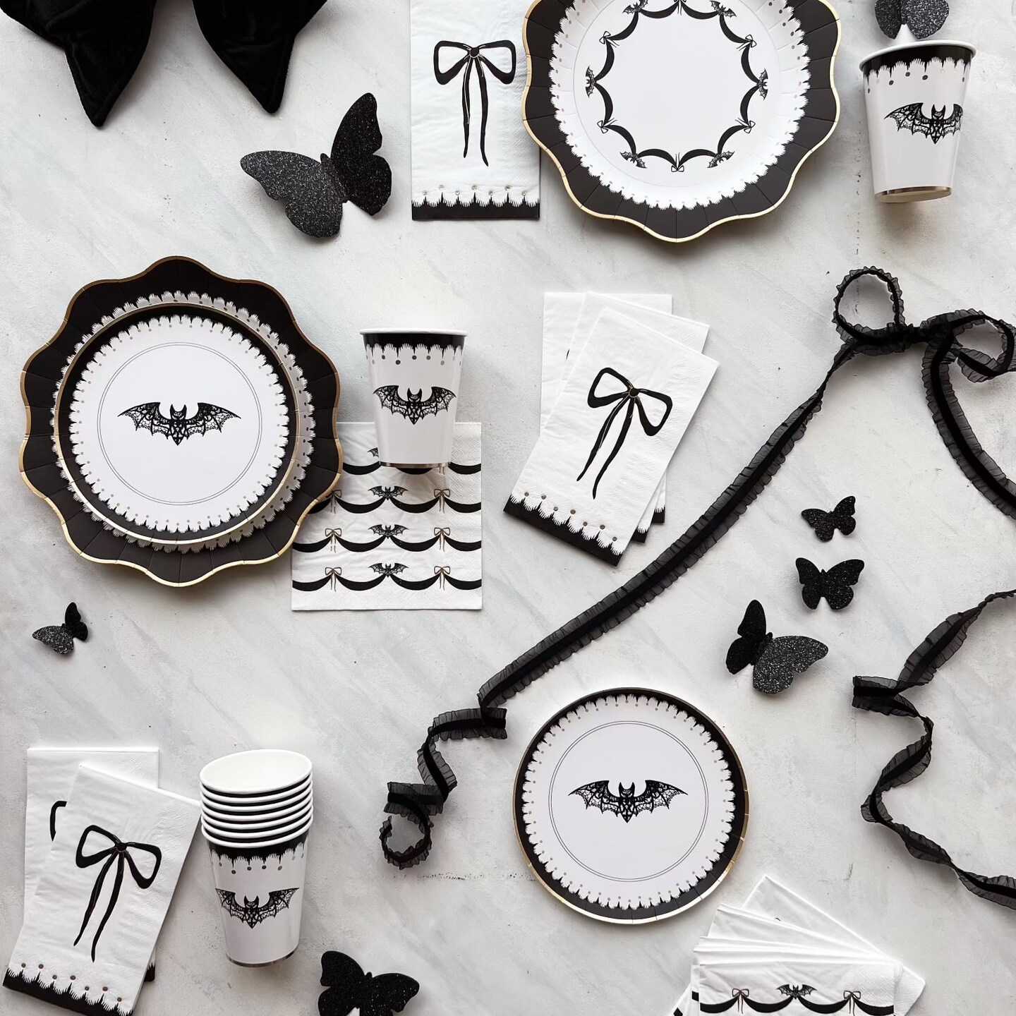 ELEGANT HALLOWEEN CUPS