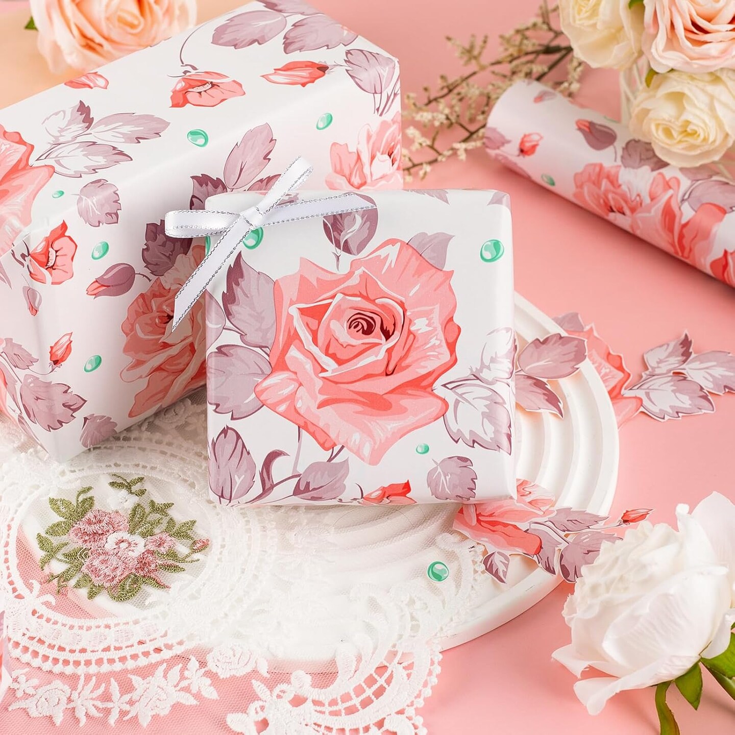 Flower Gift Wrapping Paper Roll - 17Inch x 33Feet - Luxury Elegant Floral with Gold Pattern Girl Gift Wrap Present Sheet for Wedding, Bridal Shower, Birthday, Engagement and Mother&#x27;s Day