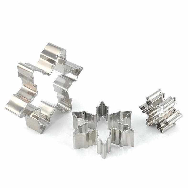 3 PC Nested Winter Snowflake Cookie Cutter Set