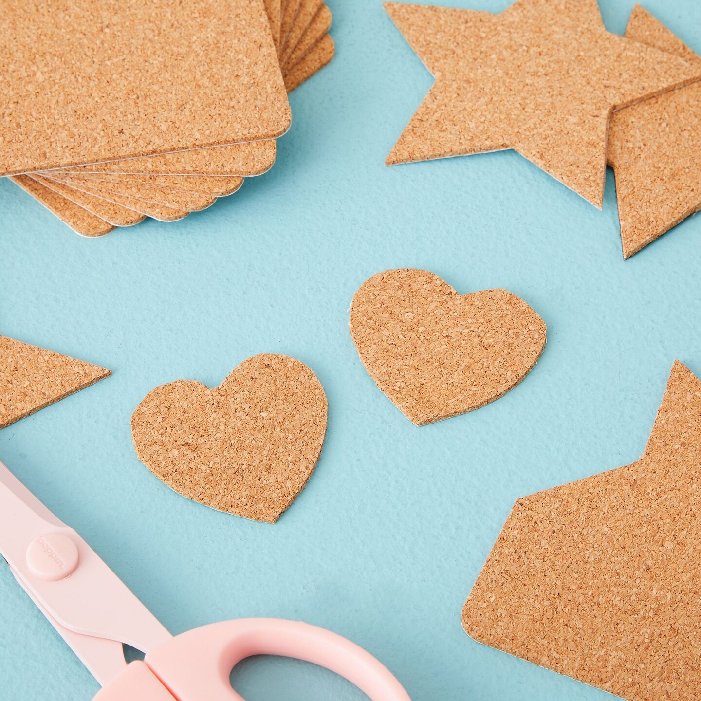 Juvale 50 Pack Square Self Adhesive Cork Board Backings for DIY Crafts, Projects, Customizable Blank Tiles, Cork Squares for Coasters, Decor (1.5 mm Thick, 3.7 in Length)