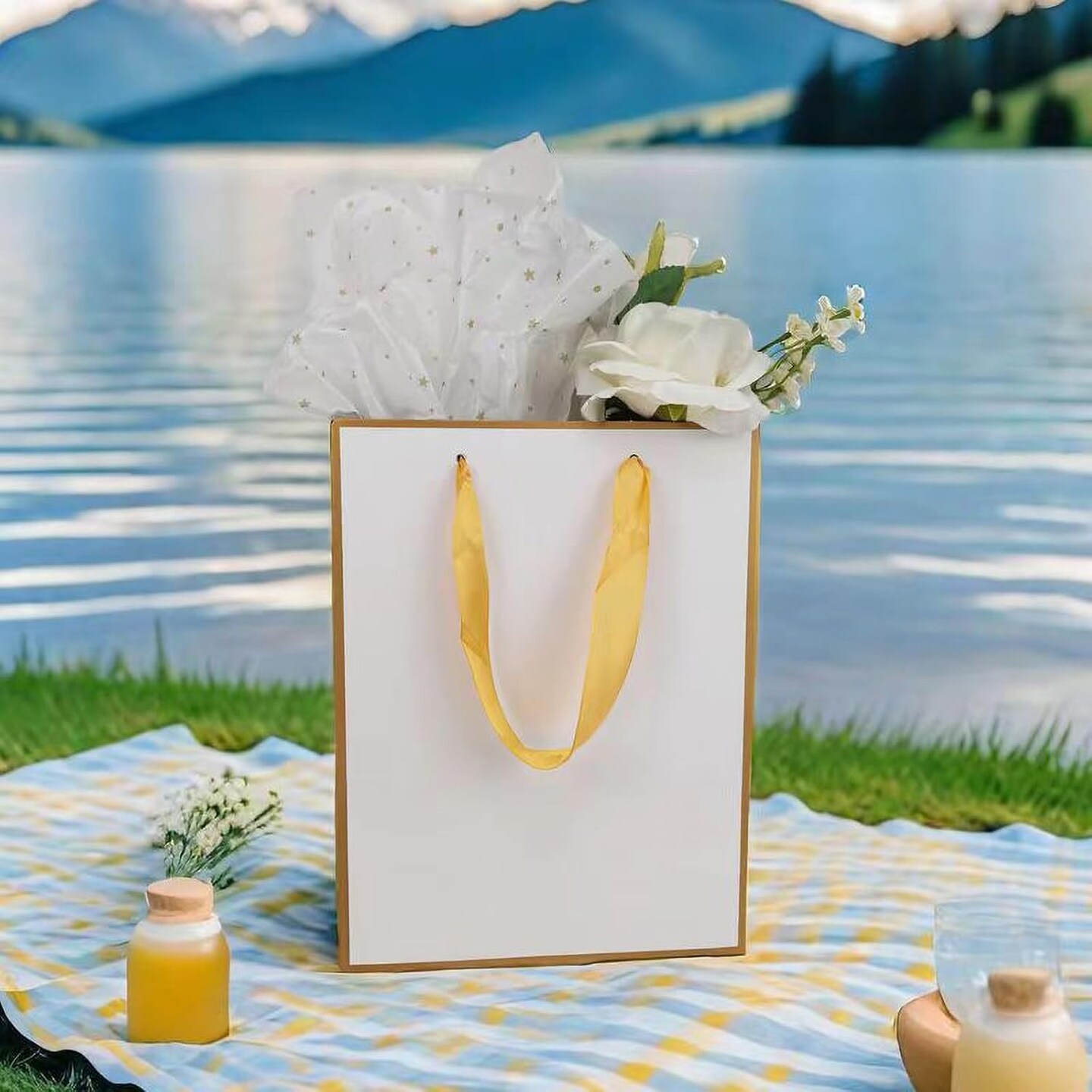 Gift Bags with Handles, 12 Pack 11.3 x 8.6 x 3.9 Gift Bags Medium size, White Gold Thank You Bags