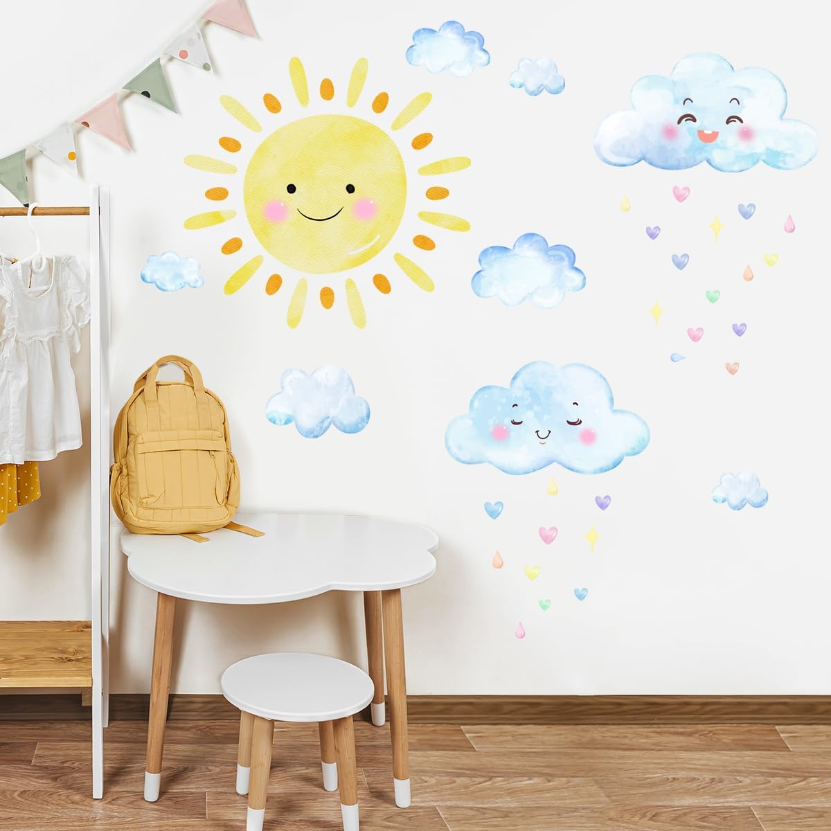 Summer Sun Wall Decals, Watercolor White Clouds Wall Sticker, Boy Girl Room Decoration Sun Stickers, Peel and Stick Removable Sun and White Clouds Wall Decor,for Boys and Girls Room, Children&#x27;s Bedroom.