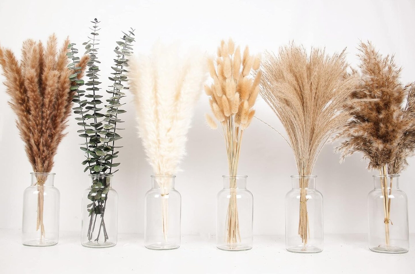 Boho Pampas Grass Decor, Naturally Dried Pompas, Bunny Tails Dried Flowers, and dried eucalyptus. Perfect for Weddings