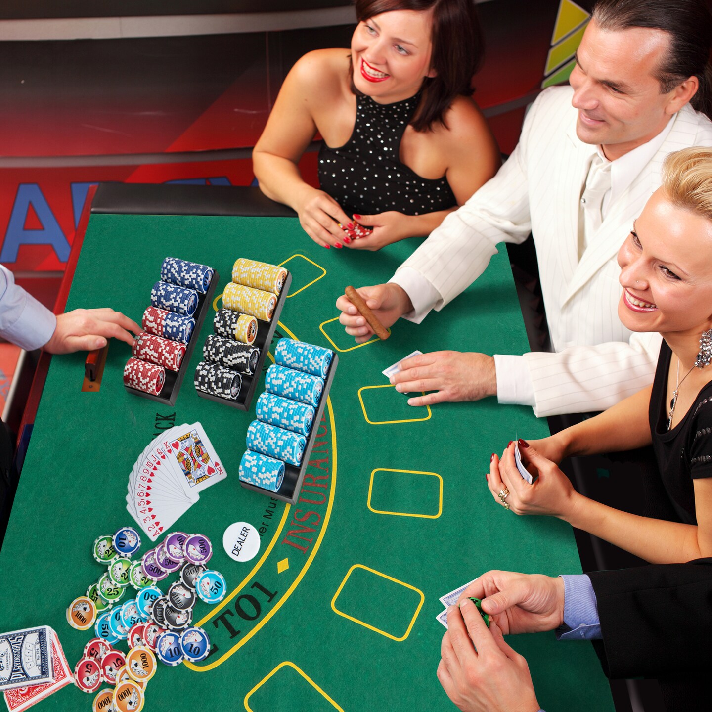 Black Aluminum Poker Chip Set with 600 Chips, Cards, Felt and Carrying Case