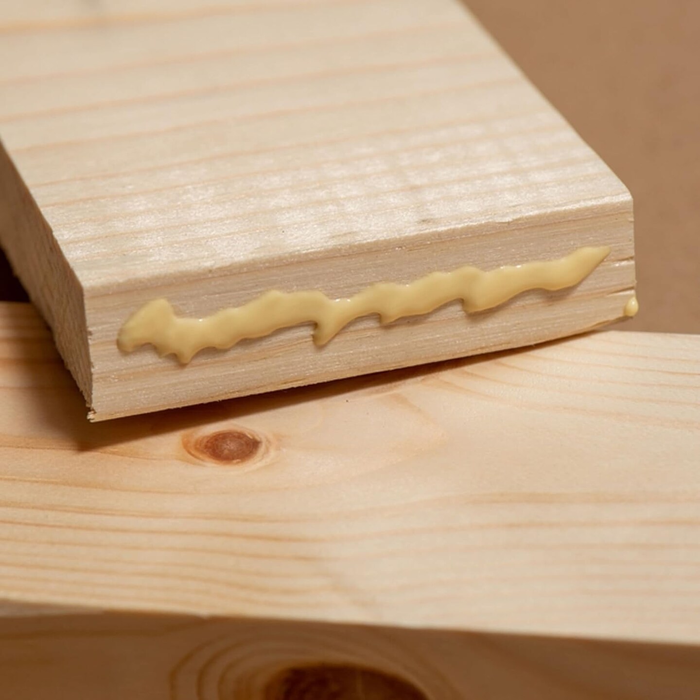 Fast Drying Wood Glue (1x15.4 fl.oz)- High-Performance D4 Polyurethane Adhesive, Waterproof Marine Glue, Strong Adhesive for All Wood Types, Metal, Concrete, Ceramic | 15.4 fl.oz. 1 Pack