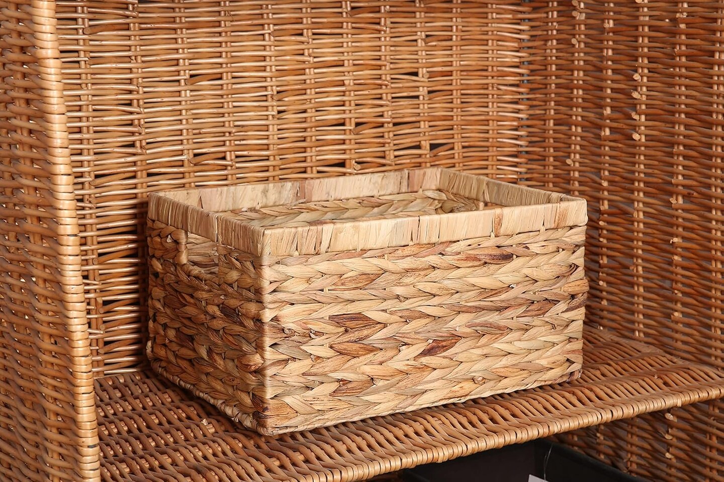 Rectangular Spring Woven Water Hyacinth Storage Baskets with inside Handle for Shelves Bathroom Kitchen Office Desk