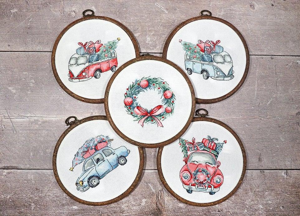 Counted Cross Stitch Kit Christmas Retro Cars / Kit of 5 Leti965