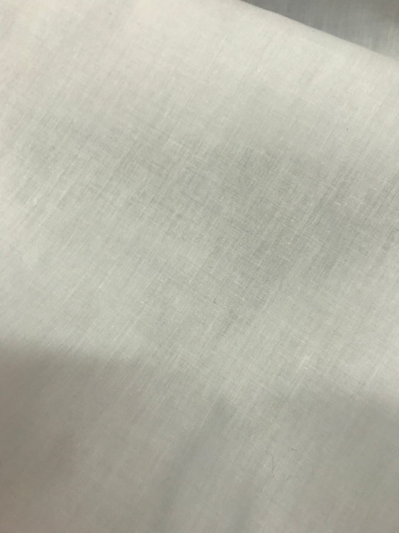 1 Yard White Poly Cotton Fabric 58/59″ Wide Lightweight Blend for Sewing, Lining & Crafts