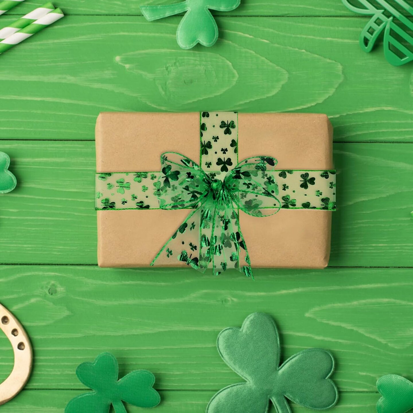 St. Patrick's Day Wired Ribbon, 2.5" 10 Yards Shamrock Organza Decorative Ribbons Green Glitter Lucky Clover Wired Edge Wrapping Ribbon for Home Decor Gift Wrapping Wreath Wedding DIY Craft