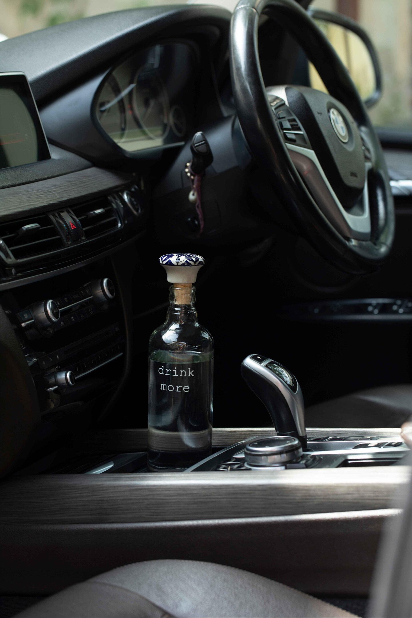 Glass Water Bottle | Ceramic Stopper | Leak Proof BPA Free Reusable Bottle | Eco Friendly Stylish Water Bottle for Home Office - 750ML