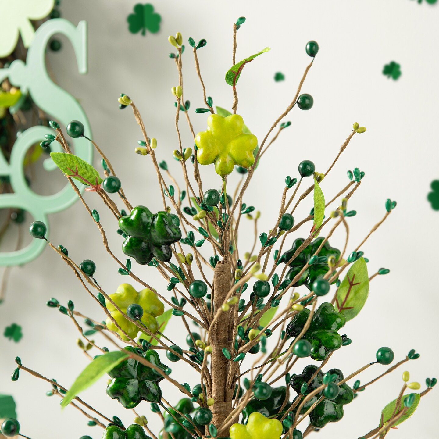 18&#x22;H St Patrick&#x27;s Shamrock and Berry Table Tree