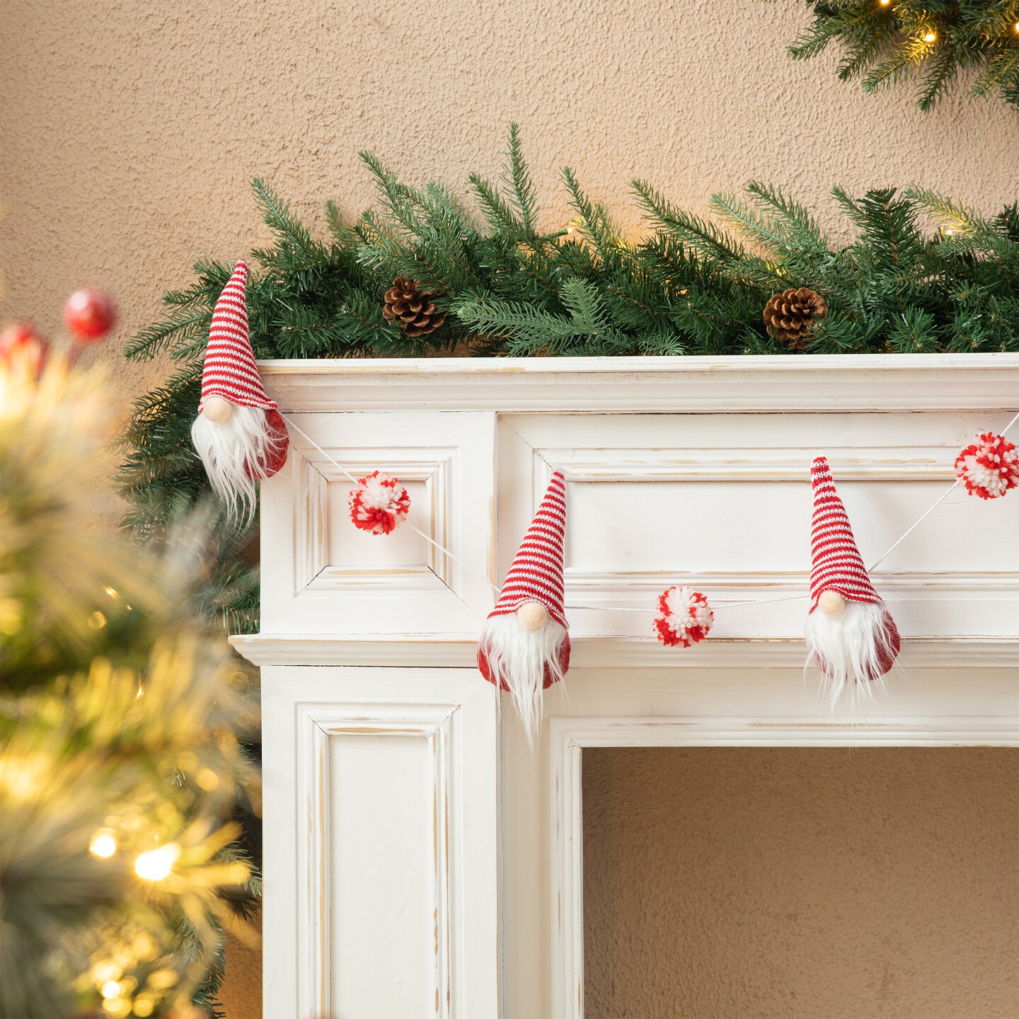 Set of 2 6‘’L Red and White Fabric Christmas Gnome Garlands